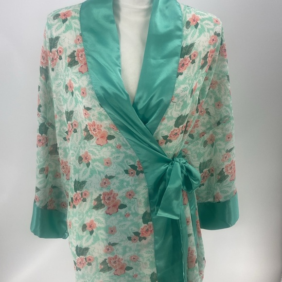 Victoria's Secret peach and aqua, wraparound silky feeling floral robe - Picture 8 of 15